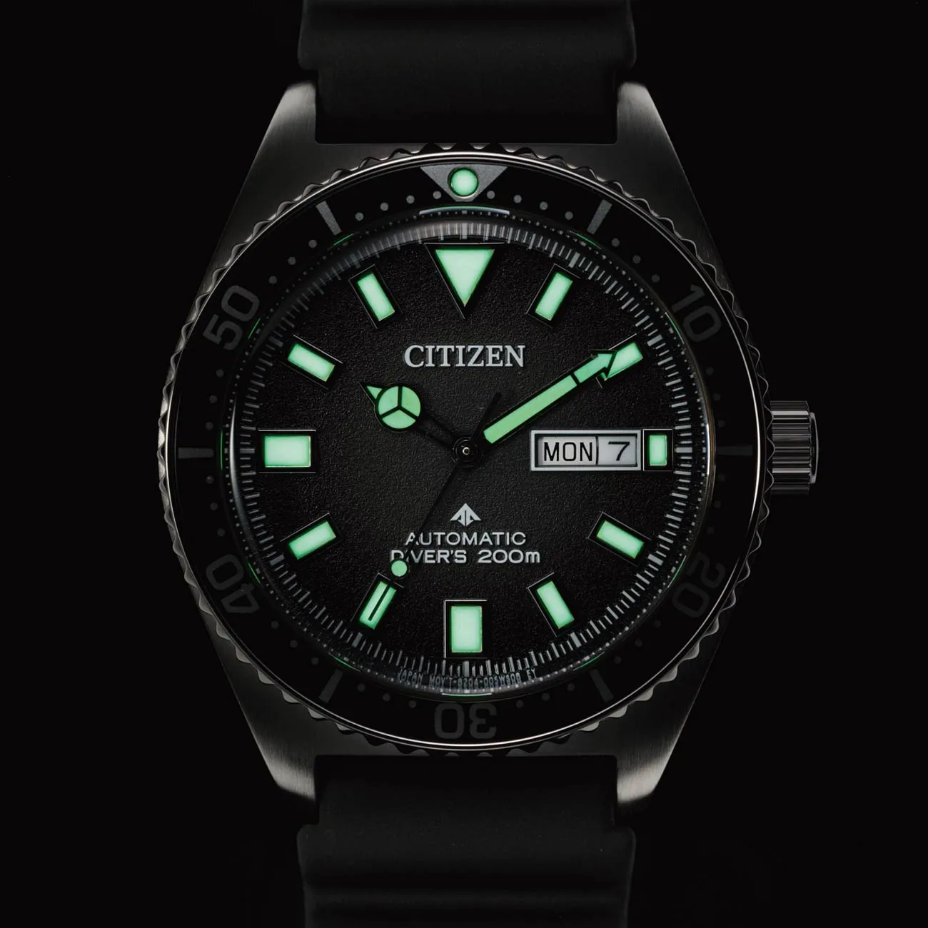 Citizen Promaster NY0120-01E